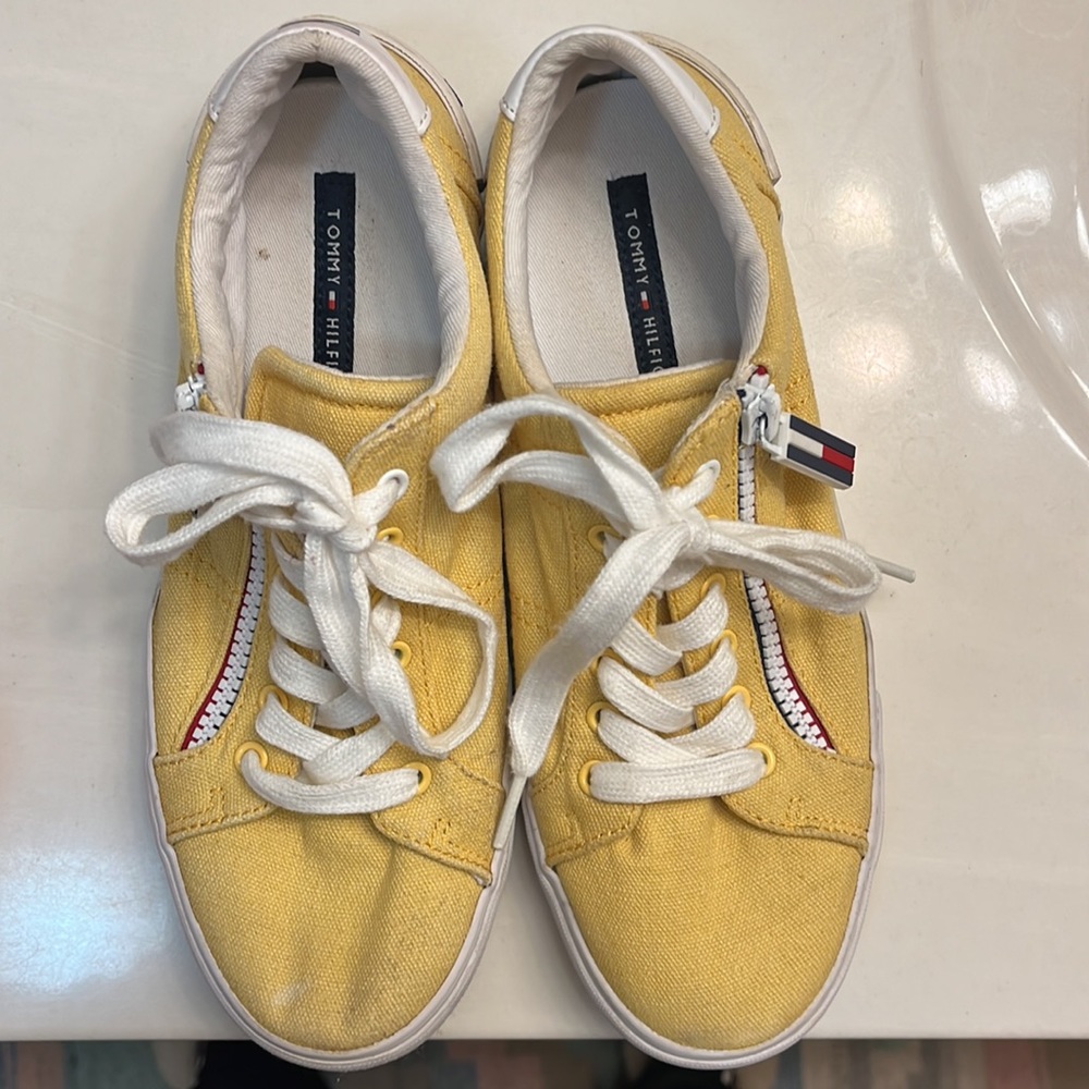 Tommy Hilfiger women’s sneakers - Picture 2 of 6